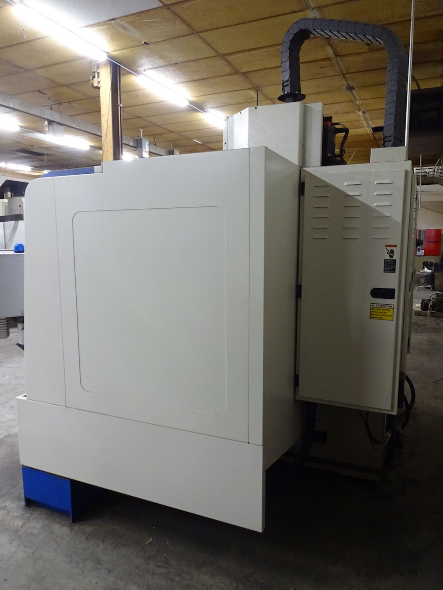 2005 FADAL MODEL VMC 4020 CNC VERTICAL MACHINING CENTER, S/N 012005057709, 10,000 RPM, FANUC 18i-MA5 - Image 5 of 25