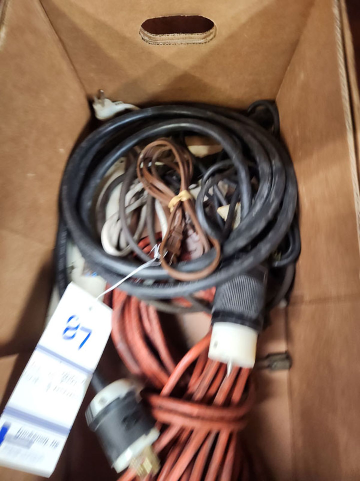 LOT OF EXTENSTION CORDS AND CONNECTORS - Image 2 of 3