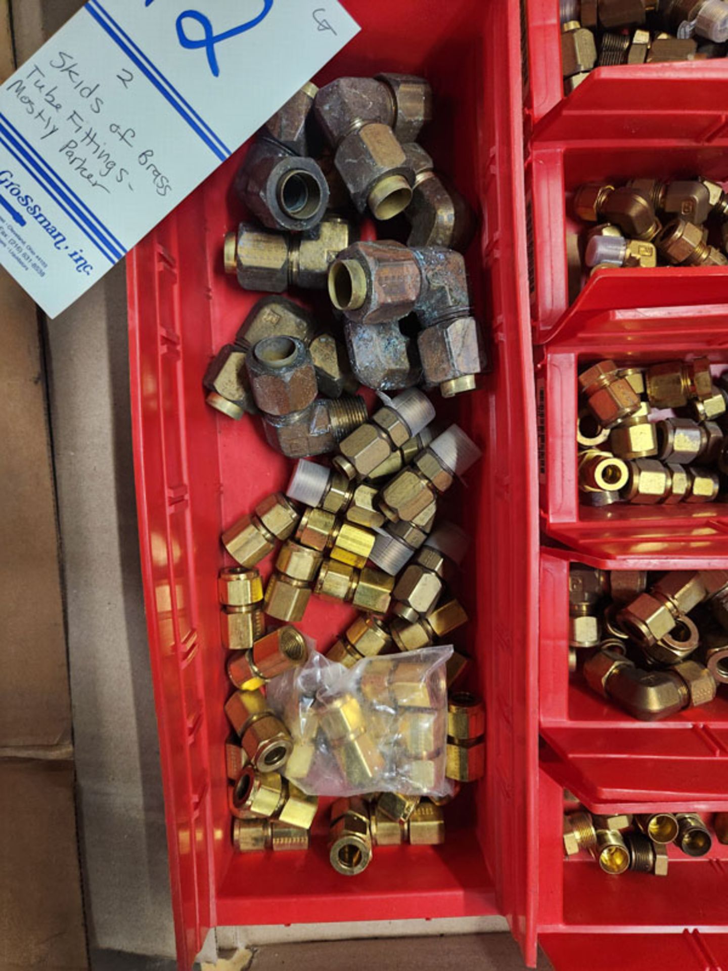 LOT OF BRASS TUBE FITTINGS - MOSTLY PARKER ON 2 SKIDS - Bild 5 aus 13