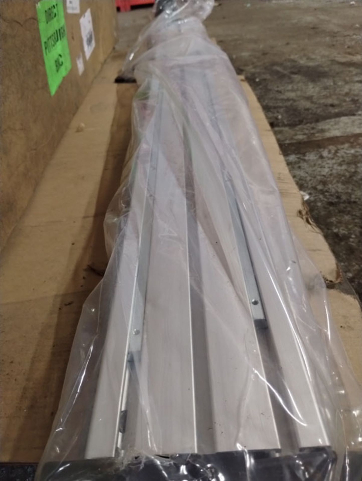 62" LINEAR ACTUATOR PART# 8676A01 -- Lot located at second location: 6800 Union ave. , Cleveland OH - Image 11 of 11