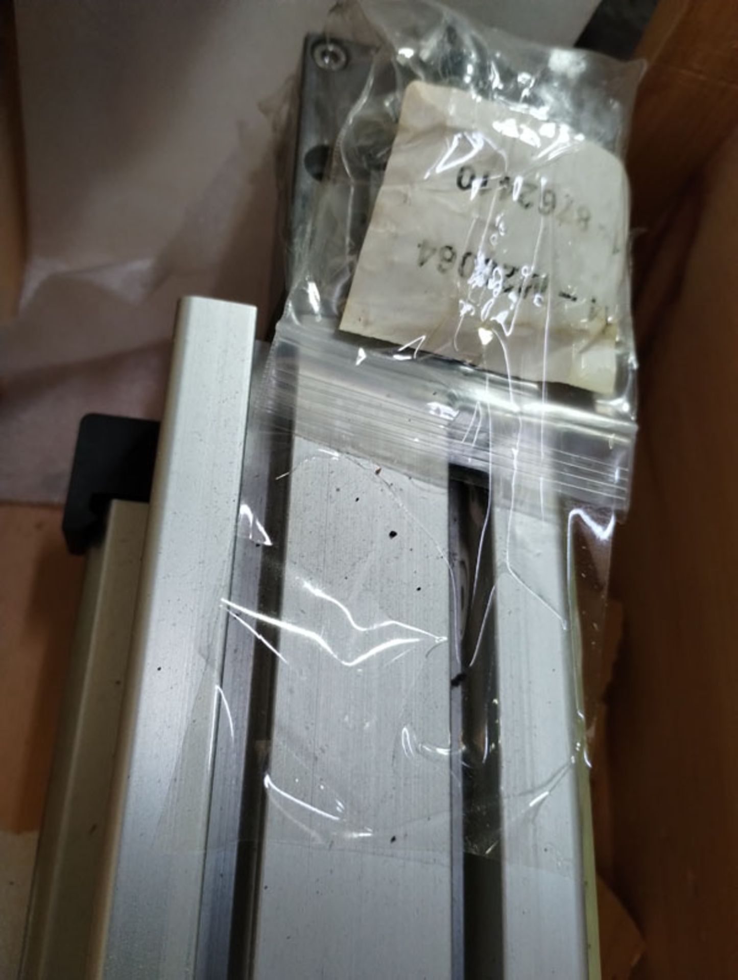 87" LINEAR ACTUATOR PART# 11237F01 -- Lot located at second location: 6800 Union ave. , Cleveland OH - Image 10 of 10