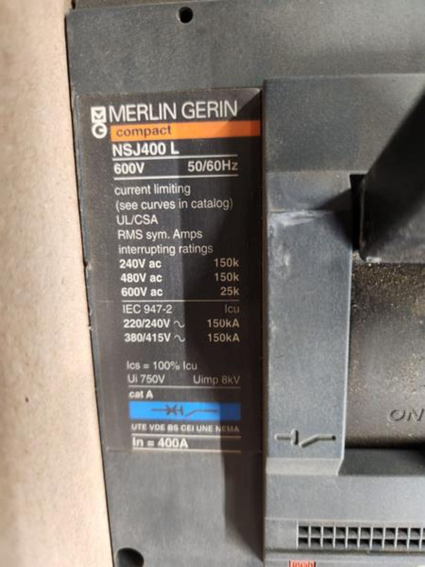 LOT OF 2 MERLIN GERIN 400A BREAKERS P/N NSJ400L - Image 3 of 6