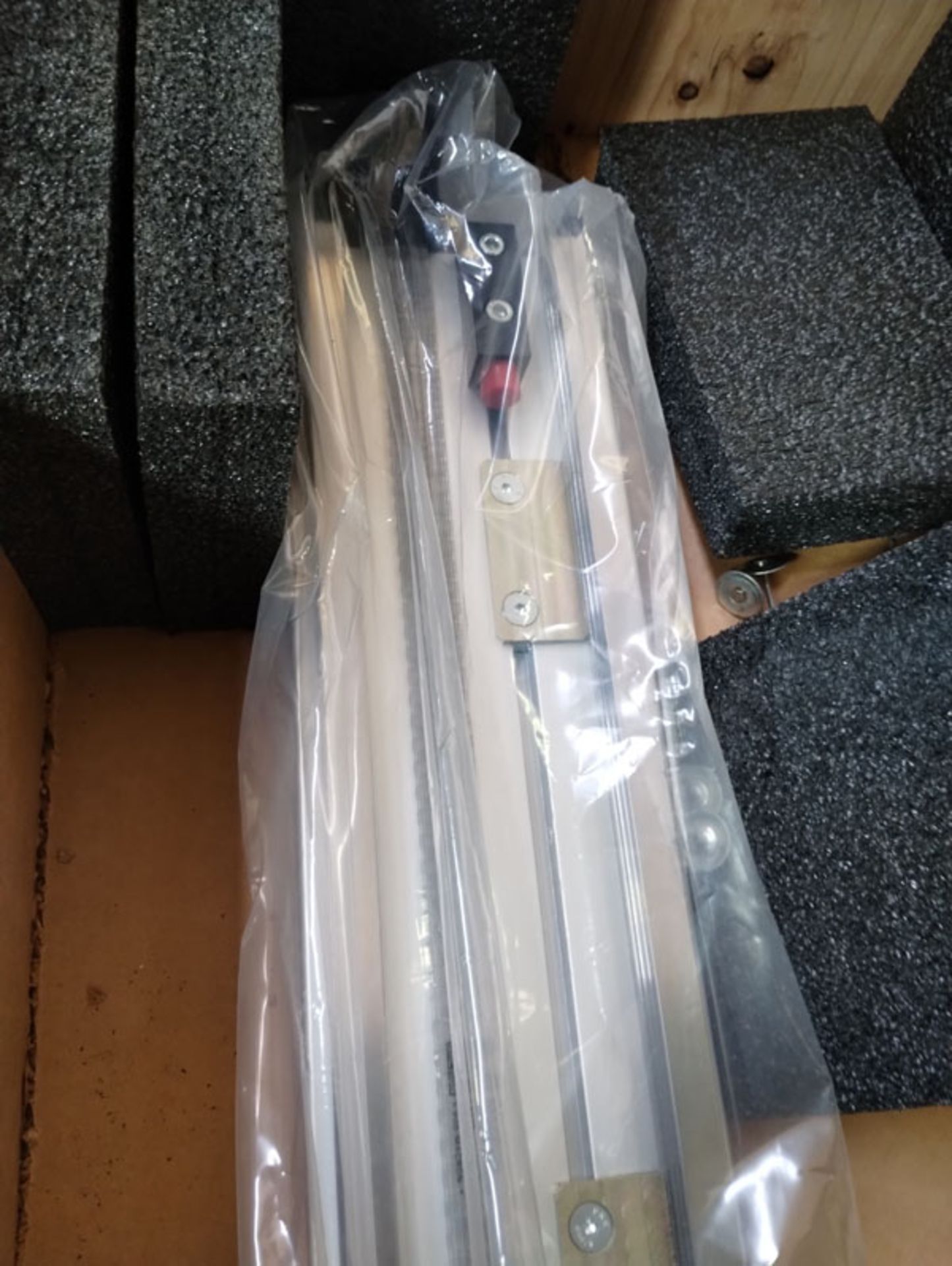 69" LINEAR ACTUATOR PART# 10067A01 -- Lot located at second location: 6800 Union ave. , Cleveland OH - Image 12 of 12