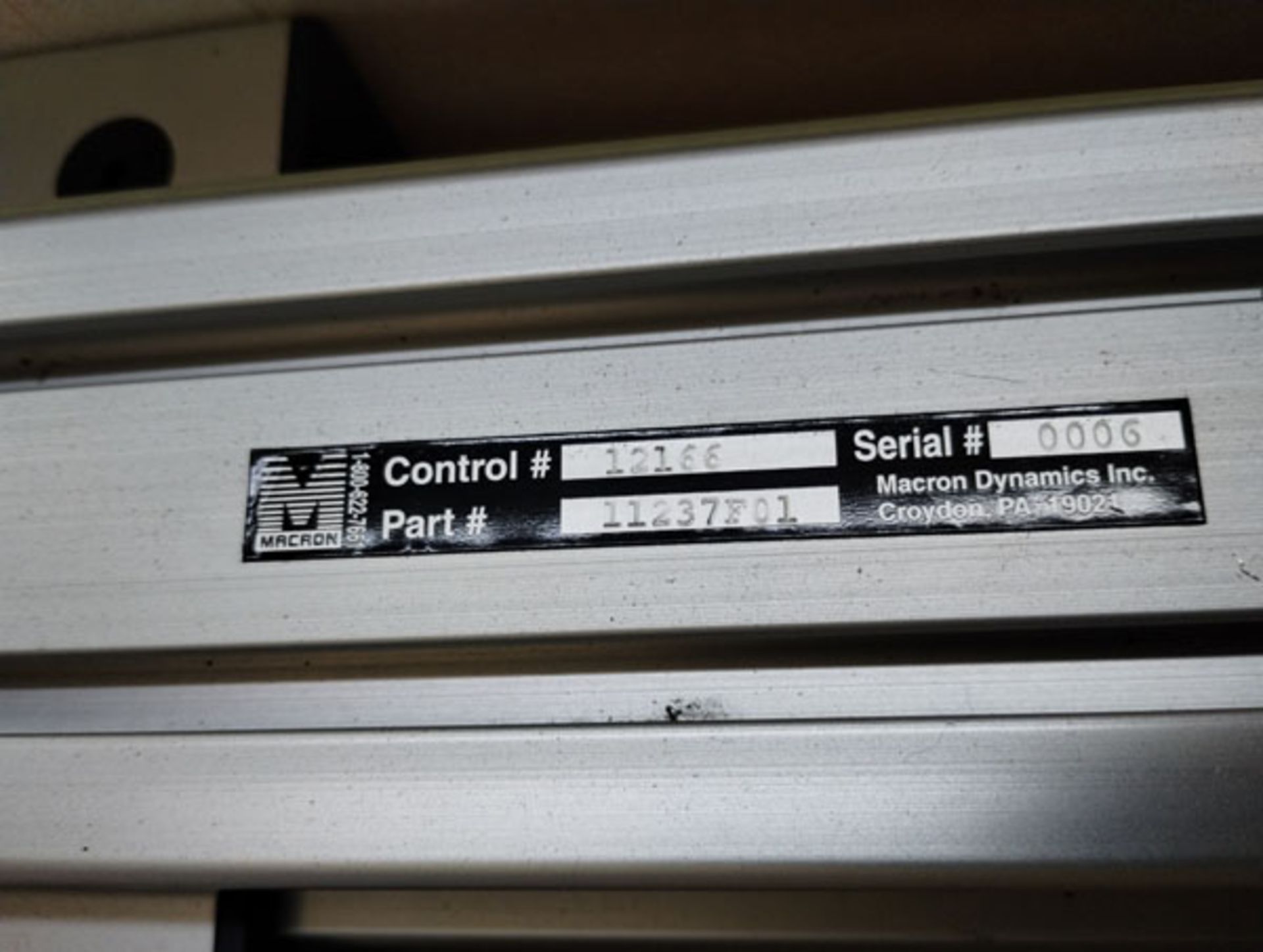 87" LINEAR ACTUATOR PART# 11237F01 -- Lot located at second location: 6800 Union ave. , Cleveland OH - Image 3 of 10