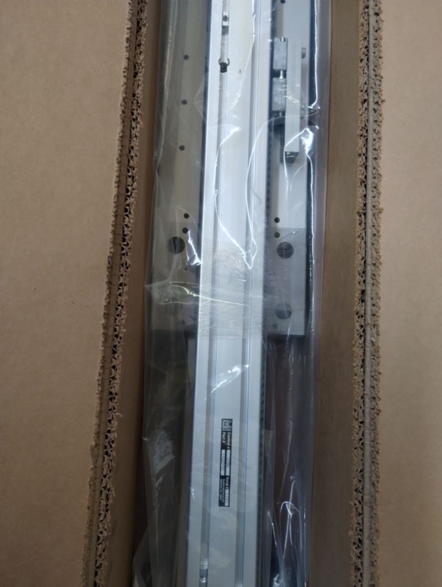89" LINEAR ACTUATOR PART# 11237F01 -- Lot located at second location: 6800 Union ave. , Cleveland OH - Image 6 of 8