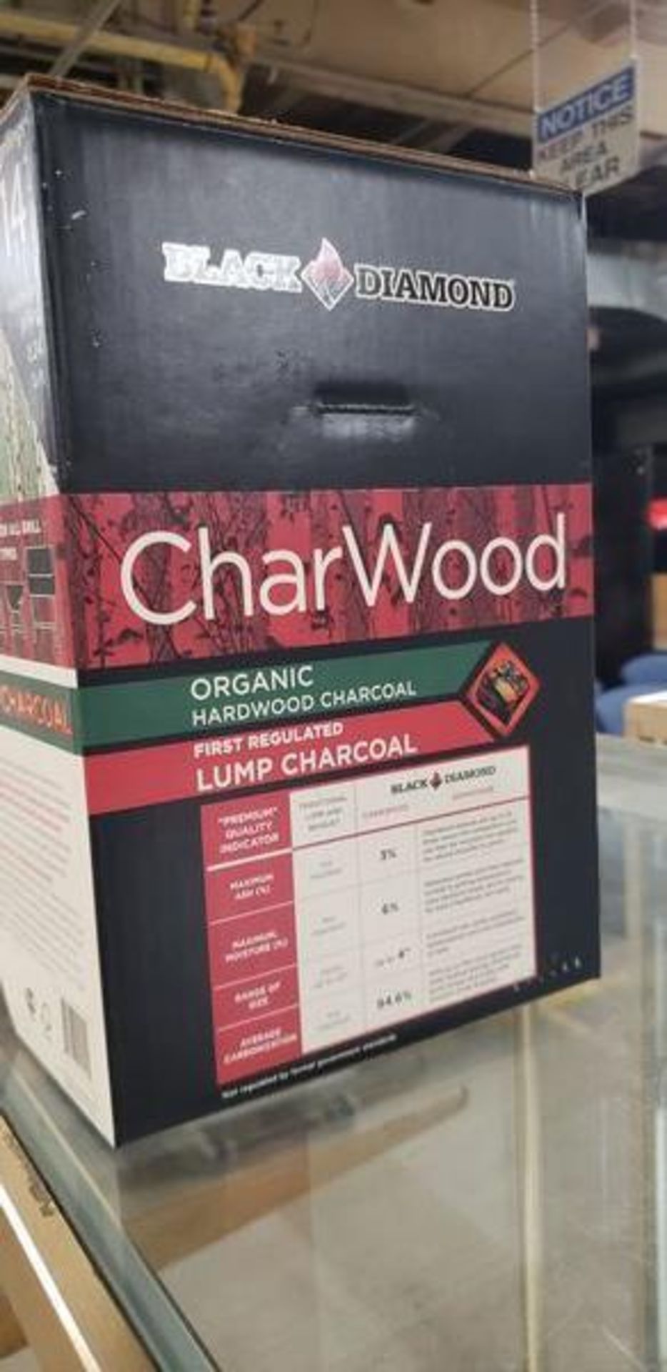 10 BOXES OF BLACK DIAMOND CHARWOOD LUMP CHARCOAL - 14 GRILLS PER BOX - Image 2 of 3