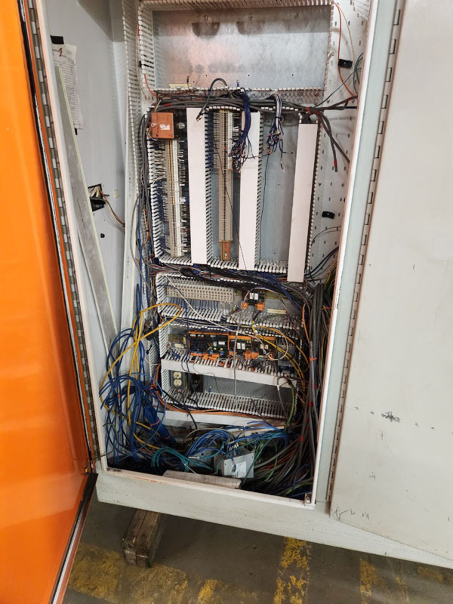 ELECTRICAL CONTROL PANEL - Image 7 of 9