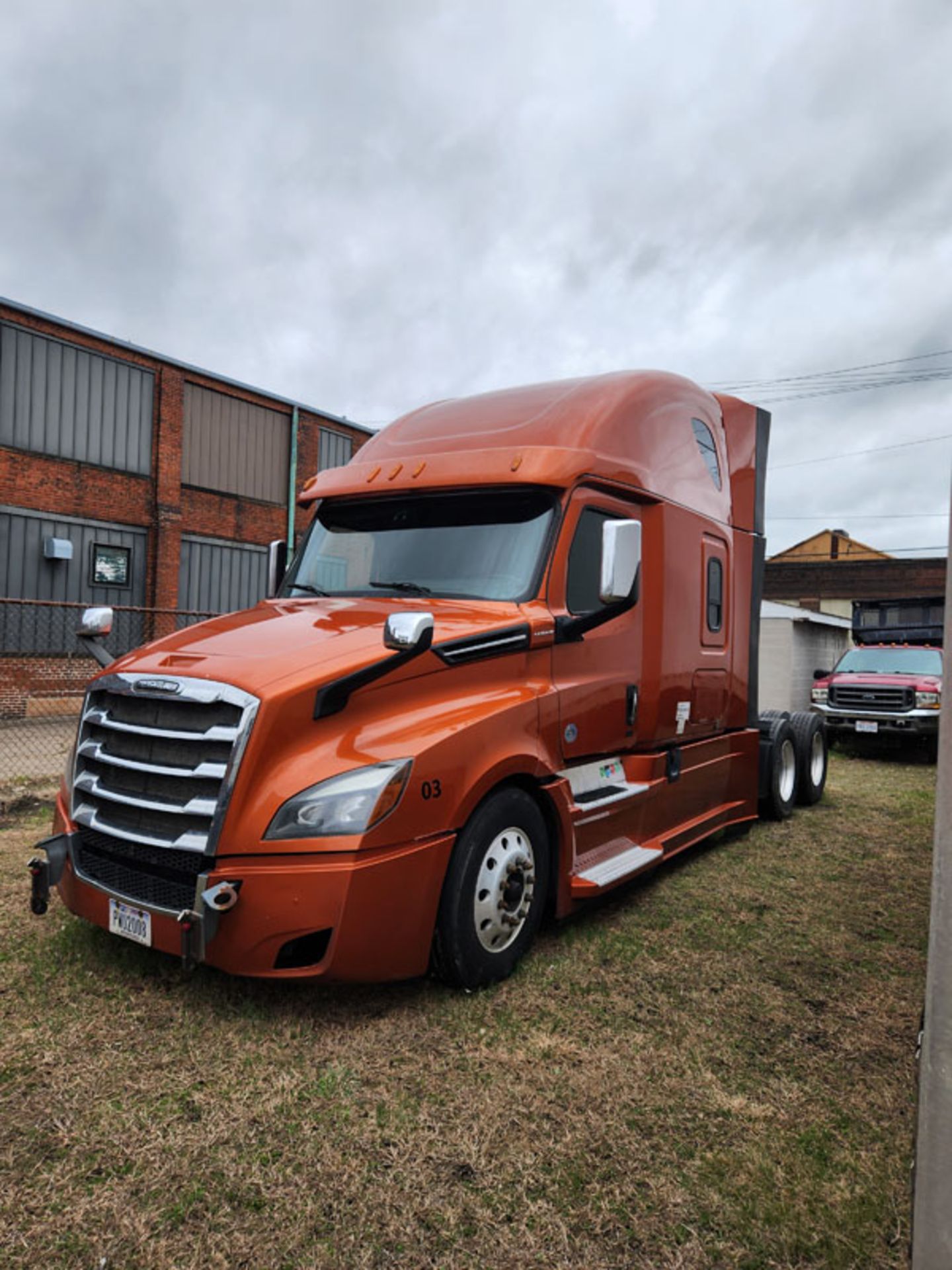 2018 FREIGHTLINER CASADIA 126 SLEEPER CAB VIN#: 3AKJHHDR8JSJS7273 C65 MILEAGE: 635,995