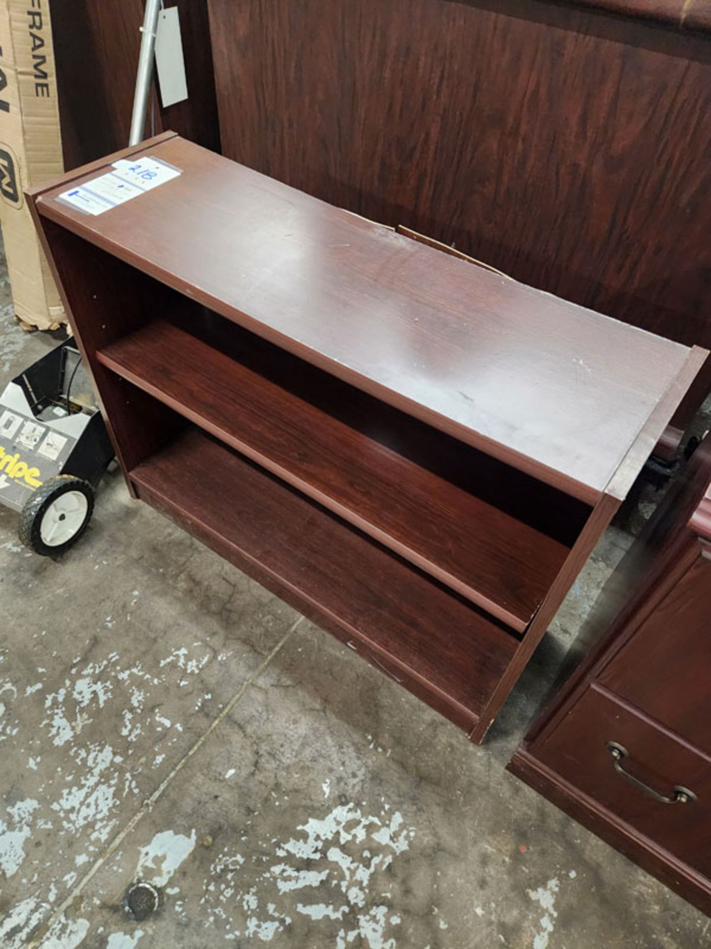 BOOKCASE AND 2 DRAWER FILE CABINET - Image 4 of 5