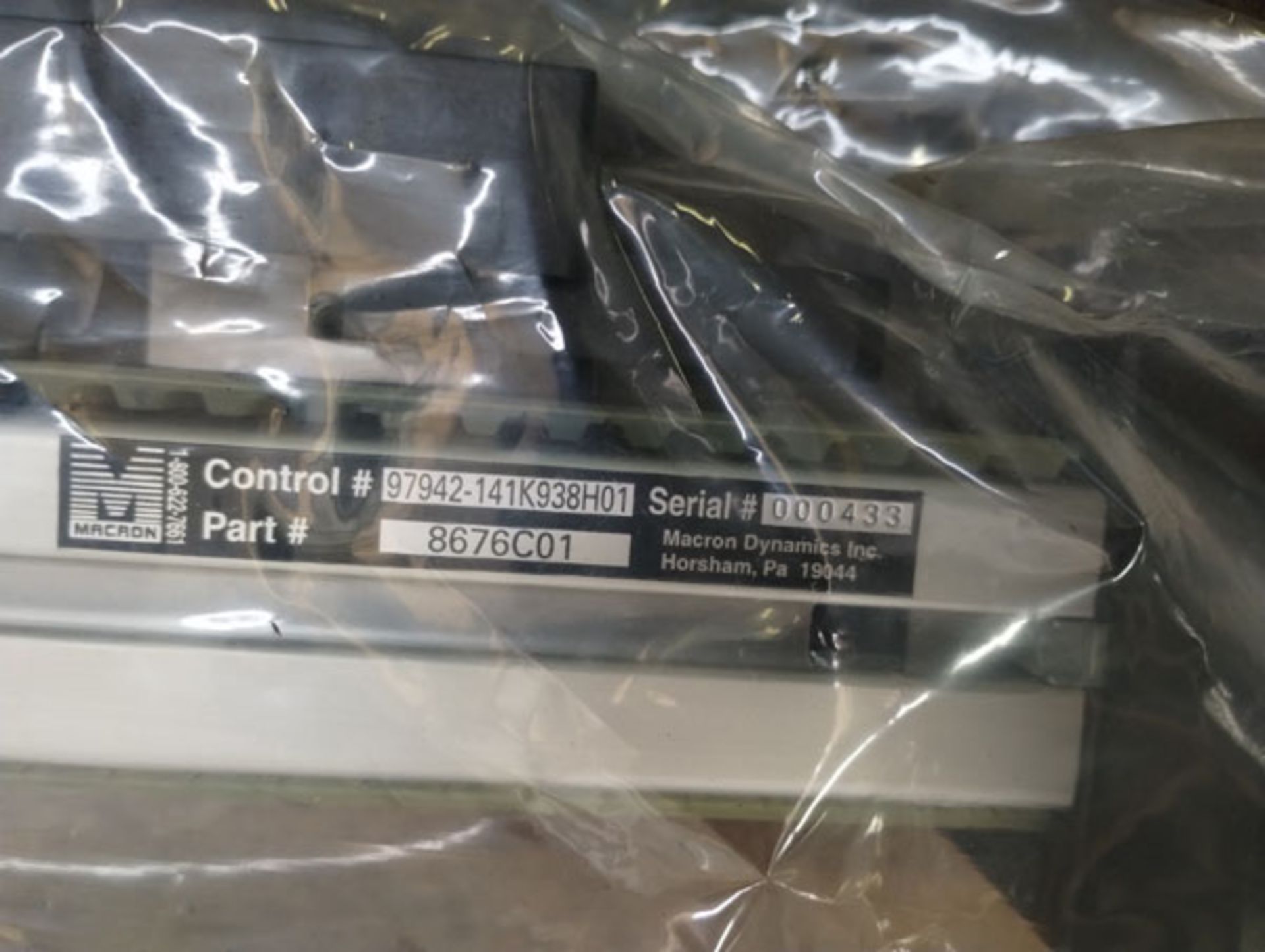 87" LINEAR ACTUATOR PART# 8676C01 -- Lot located at second location: 6800 Union ave. , Cleveland OH - Image 2 of 10