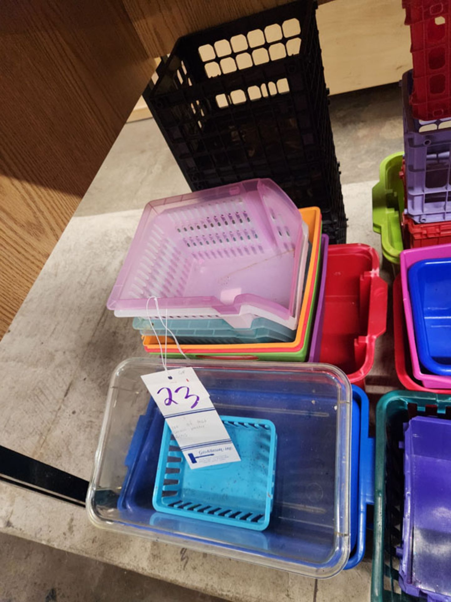 LOT OF ASSORTED SMALL PLASTIC BINS - Image 3 of 3