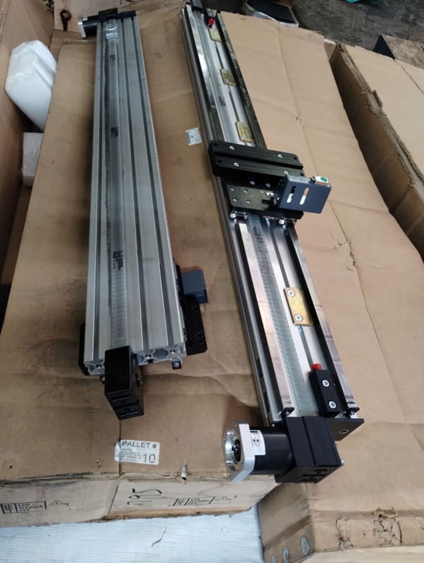 2 LINEAR ACTUATORS - PART# 10067A01 (APPEARS TO BE USED) Lot located at second location: 6800 Union - Image 8 of 14