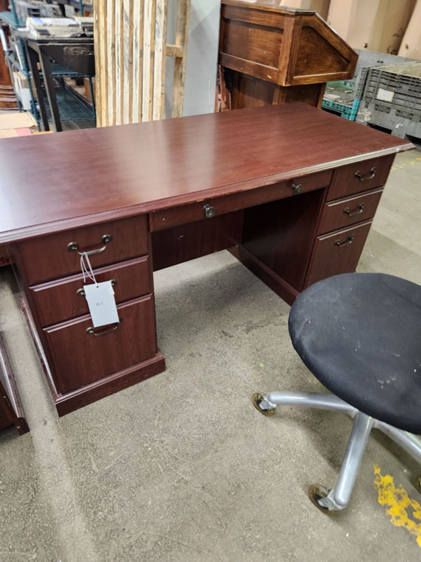 DESK WITH OFFICE CHAIR 66" X 29-1/2" X 31" - Image 4 of 5