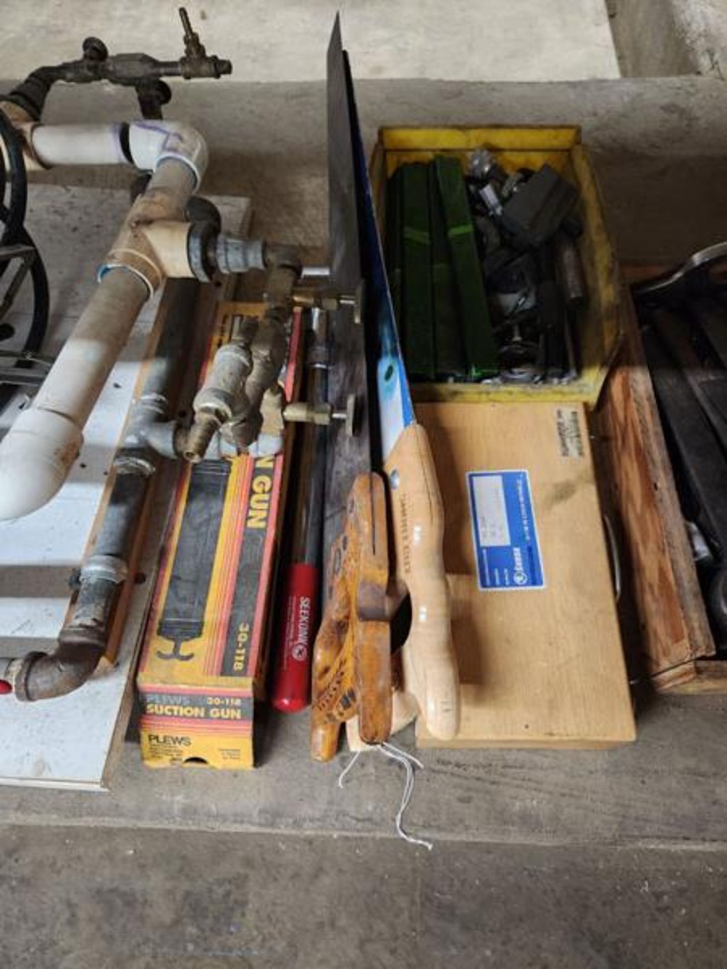 LOT OF TOOLS AND MISCELLANEOUS - Bild 4 aus 8