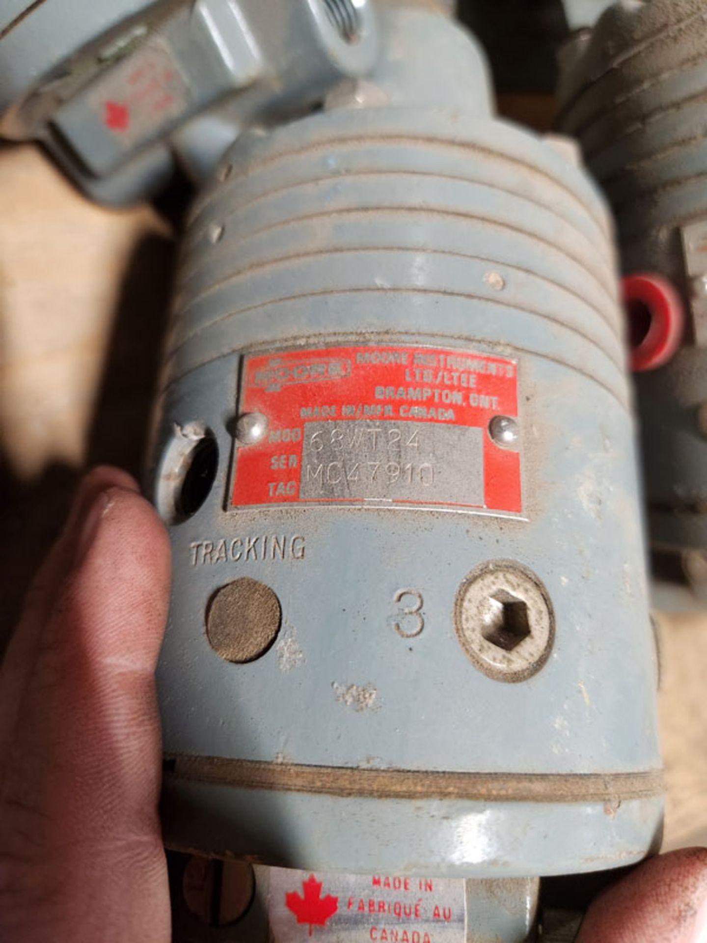 LOT OF MOORE REGULATORS AND FLOW METERS - Image 4 of 5