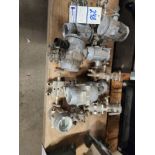 LOT OF BAILEY CONTROLS