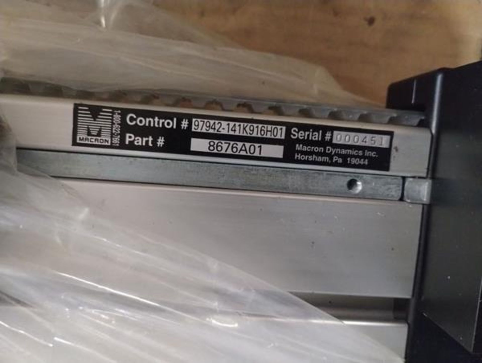 62" LINEAR ACTUATOR PART# 8676A01 -- Lot located at second location: 6800 Union ave. , Cleveland OH - Image 5 of 11