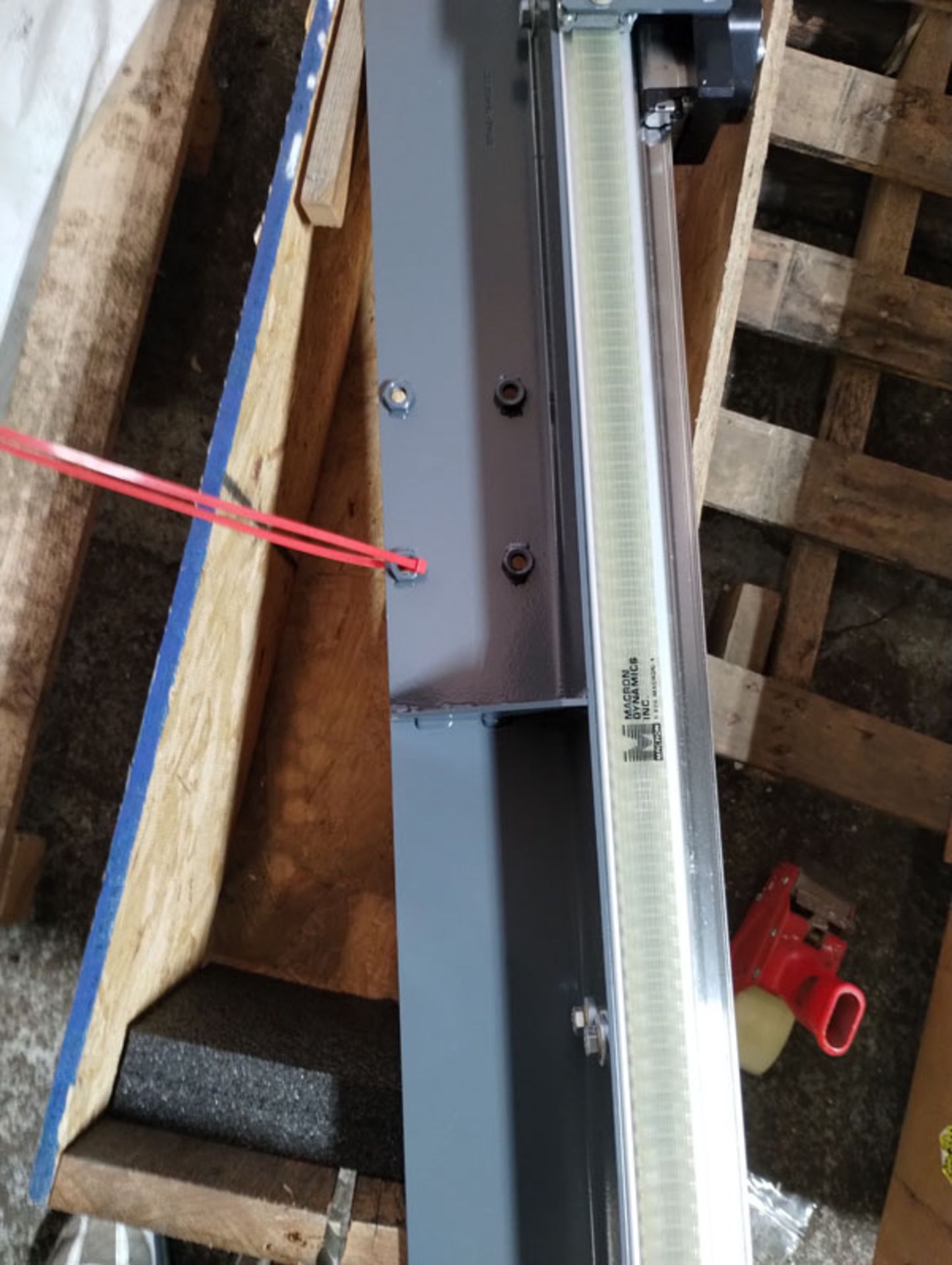 69.5" LINEAR ACTUATOR -- Lot located at second location: 6800 Union ave. , Cleveland OH - Image 6 of 13