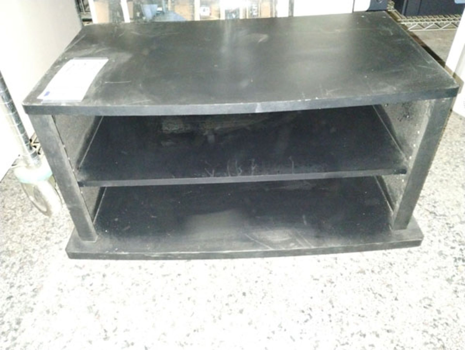 TV STAND 30" X 17" X 15"