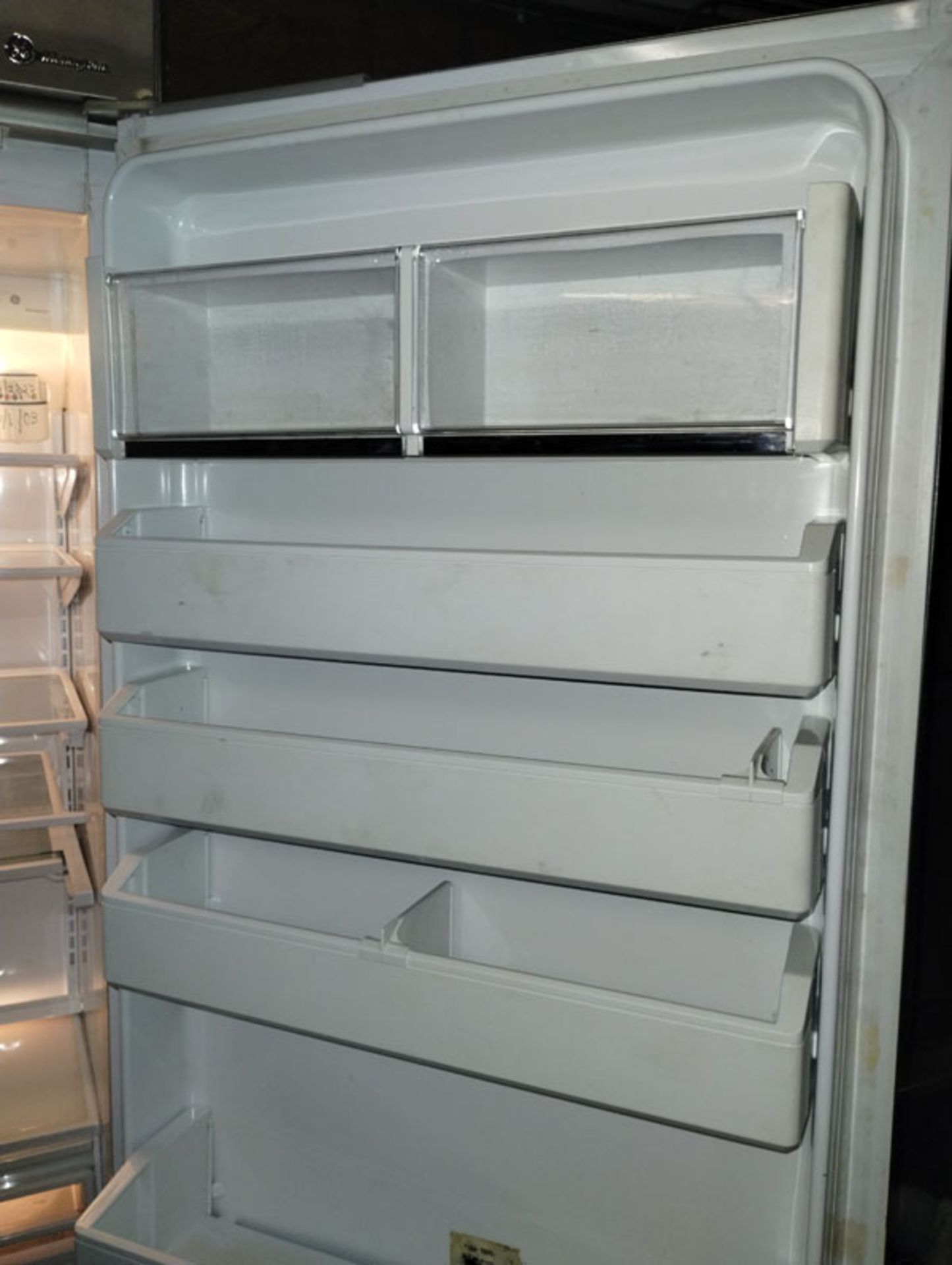 48" GE MONOGRAM Z1SS48DCASS BUILT IN STAINLESS STEEL SIDE BY SIDE REFRIGERATOR. - Image 9 of 19