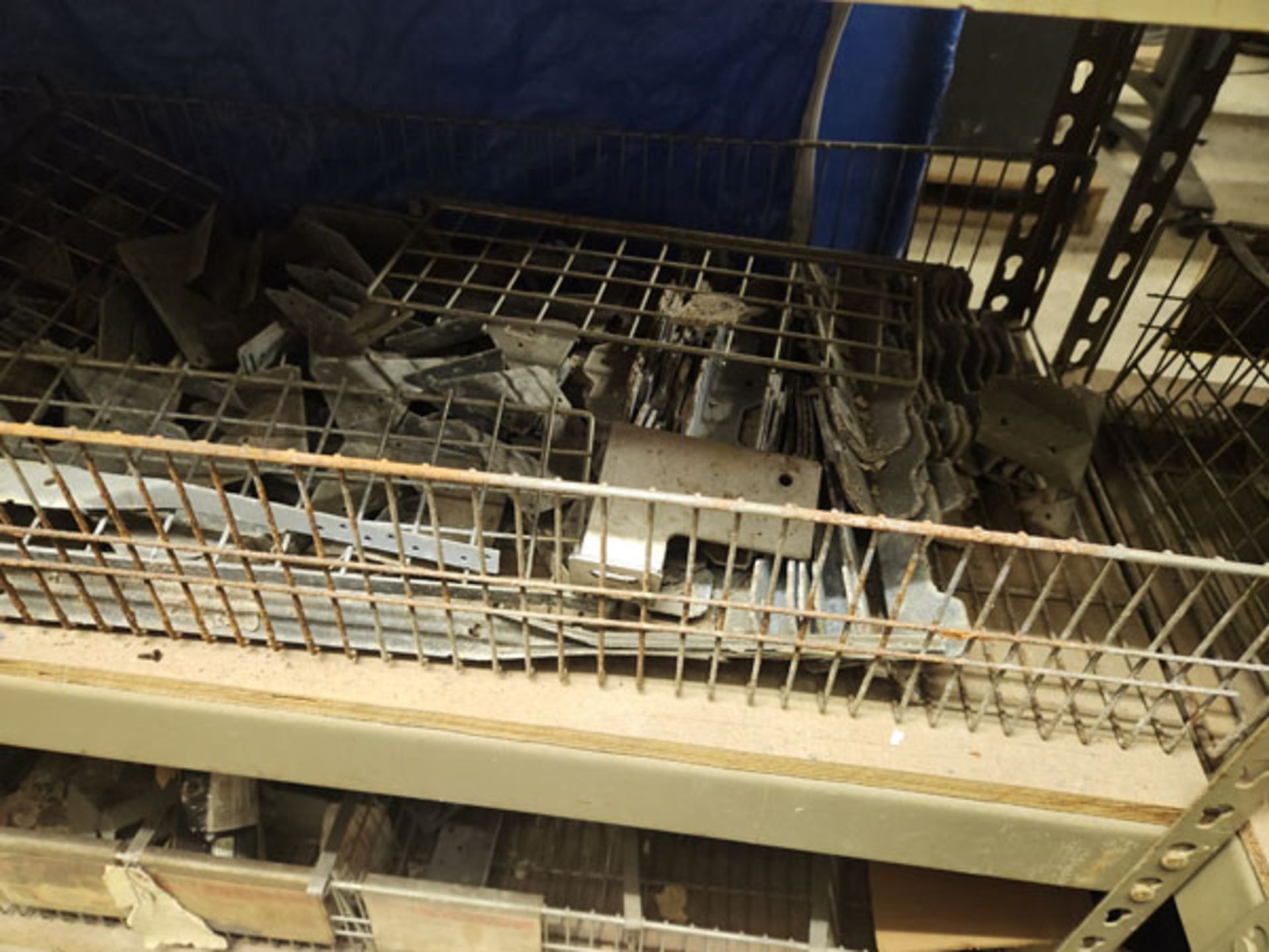 LOT OF ASSORTED RAFTER/TROSS HOLD DOWNS ON 4 SHELVES - Image 6 of 9