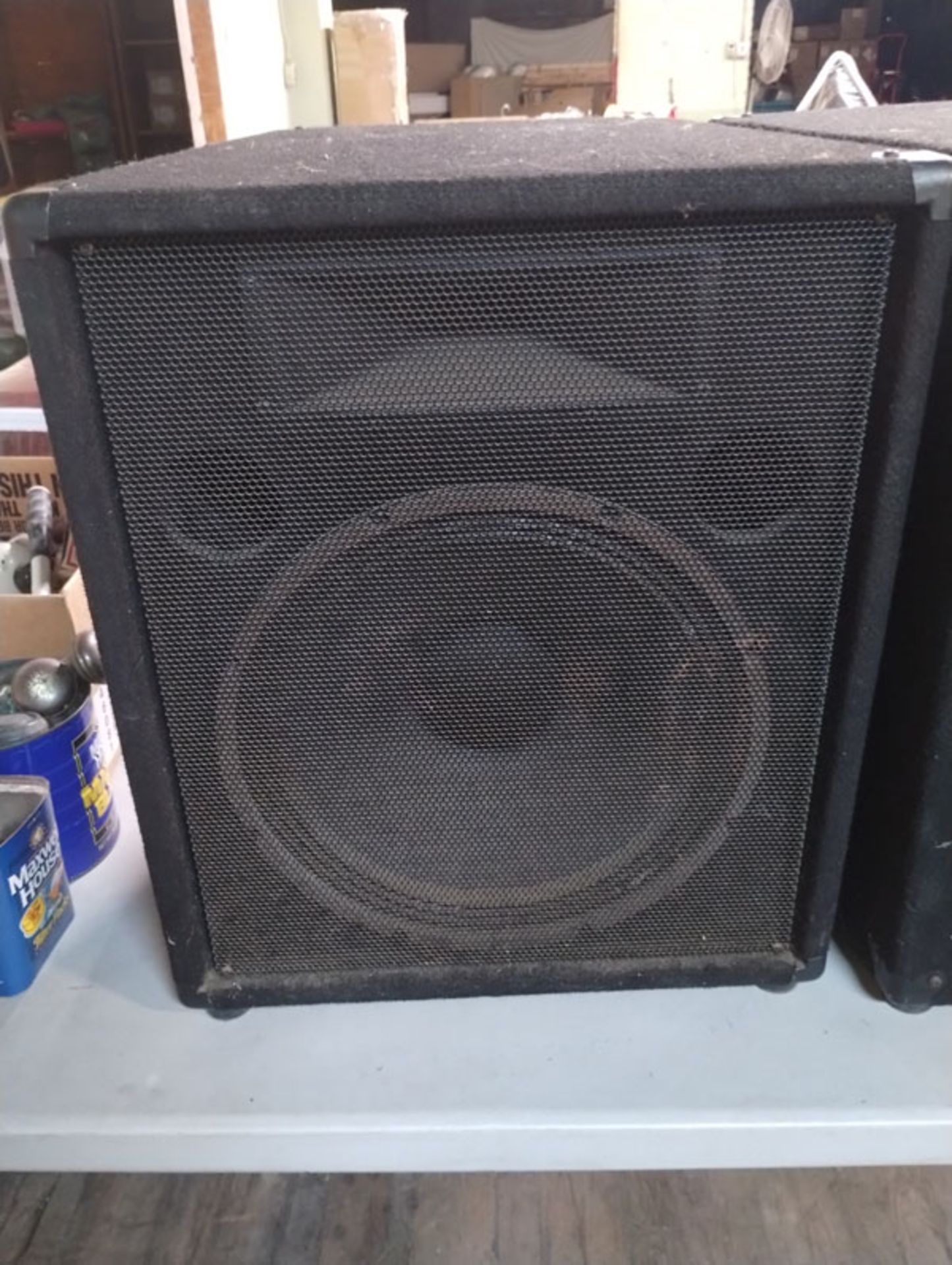 SET OF (2) 15" SPEAKERS - MODEL TRAP-115H-S1 , 250W (This lot of located at the Grossman warehouse - Image 2 of 8