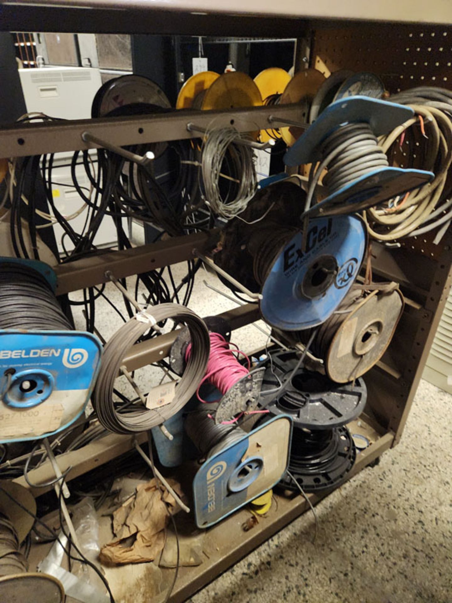 LOT OF ASSORTED WIRE ON PORTABLE STORAGE RACK - Image 5 of 5