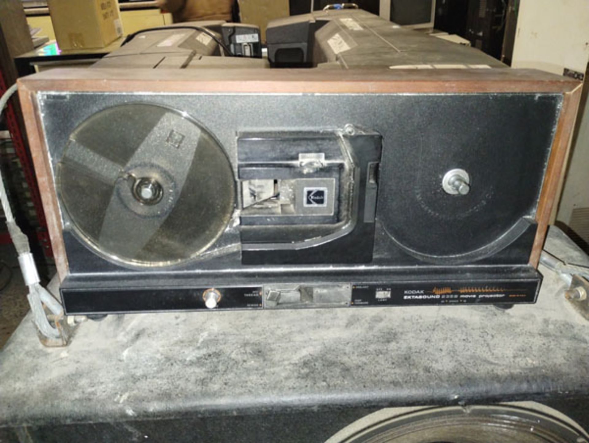 KODAK EKTASOUND 235B MOVIE PROJECTOR - Image 7 of 9