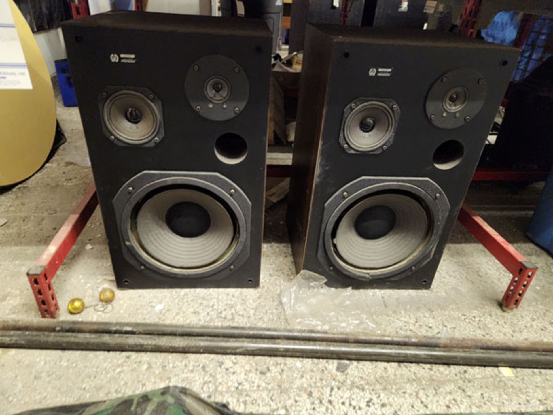 SET OF PIONEER QUARTET 70 SPEAKERS