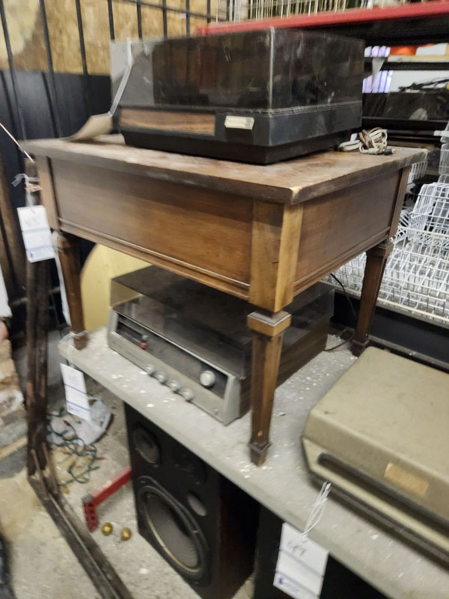 AMERICAN OF MARTINSVILLE END TABLE - Image 5 of 5