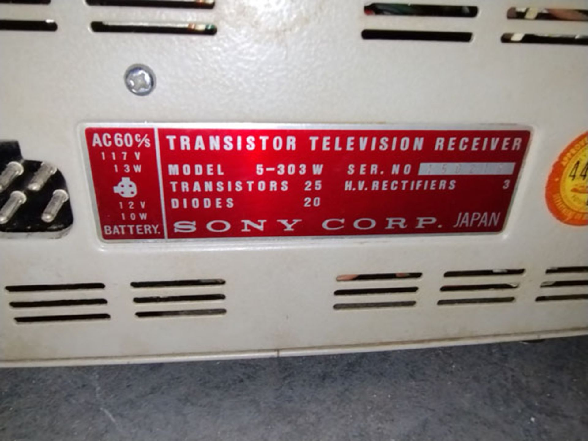 SONT 7 TRANSISTER TV - MODEL 5-303W - Image 8 of 16