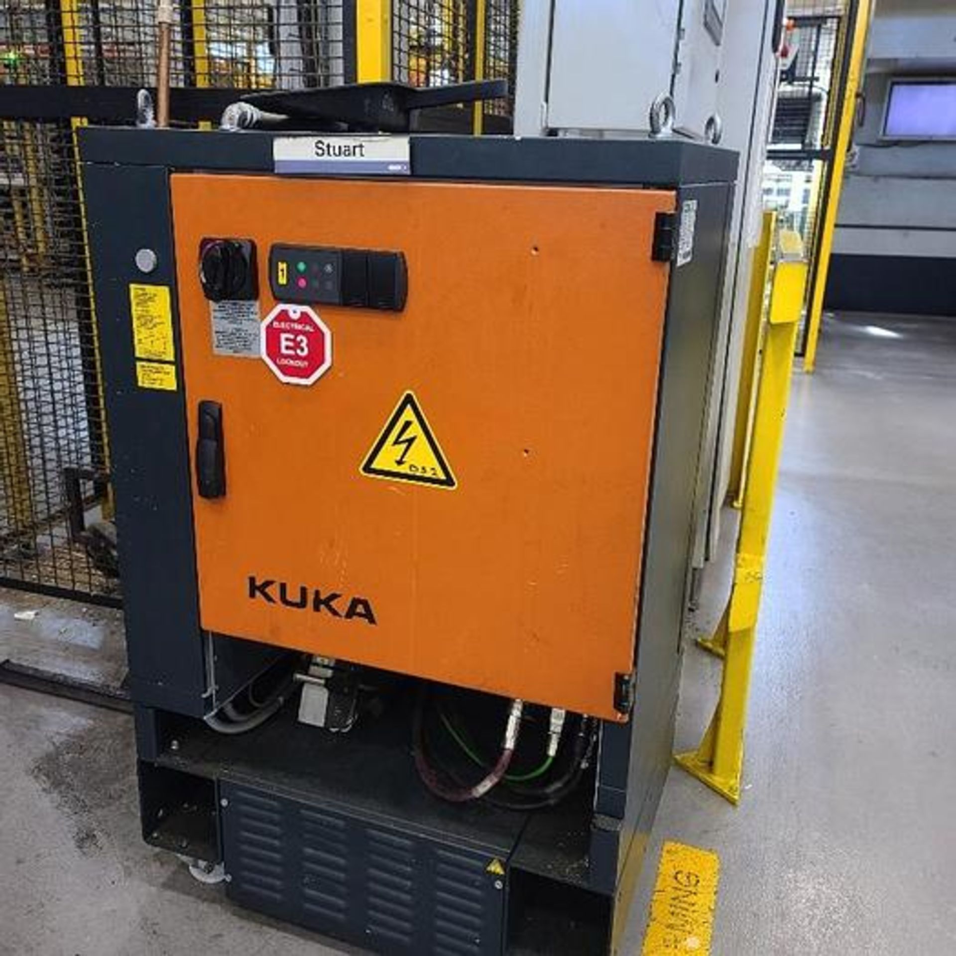 KUKA KR60 JET GANTRY ROBOT SYSTEM WITH KRC4 CONTROLLER, DATE OF MFG. 12/2012, SERIAL NUMBER 739154 - Image 3 of 10