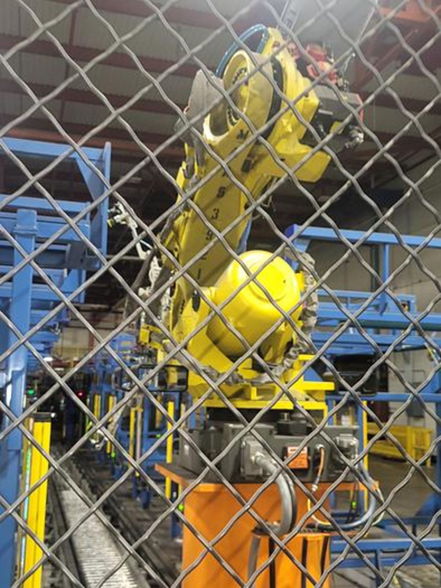 FANUC R-2000iB/125L ROBOT STAND MOUNTED ON 71' RTU WITH R-30iB CONTROLLER