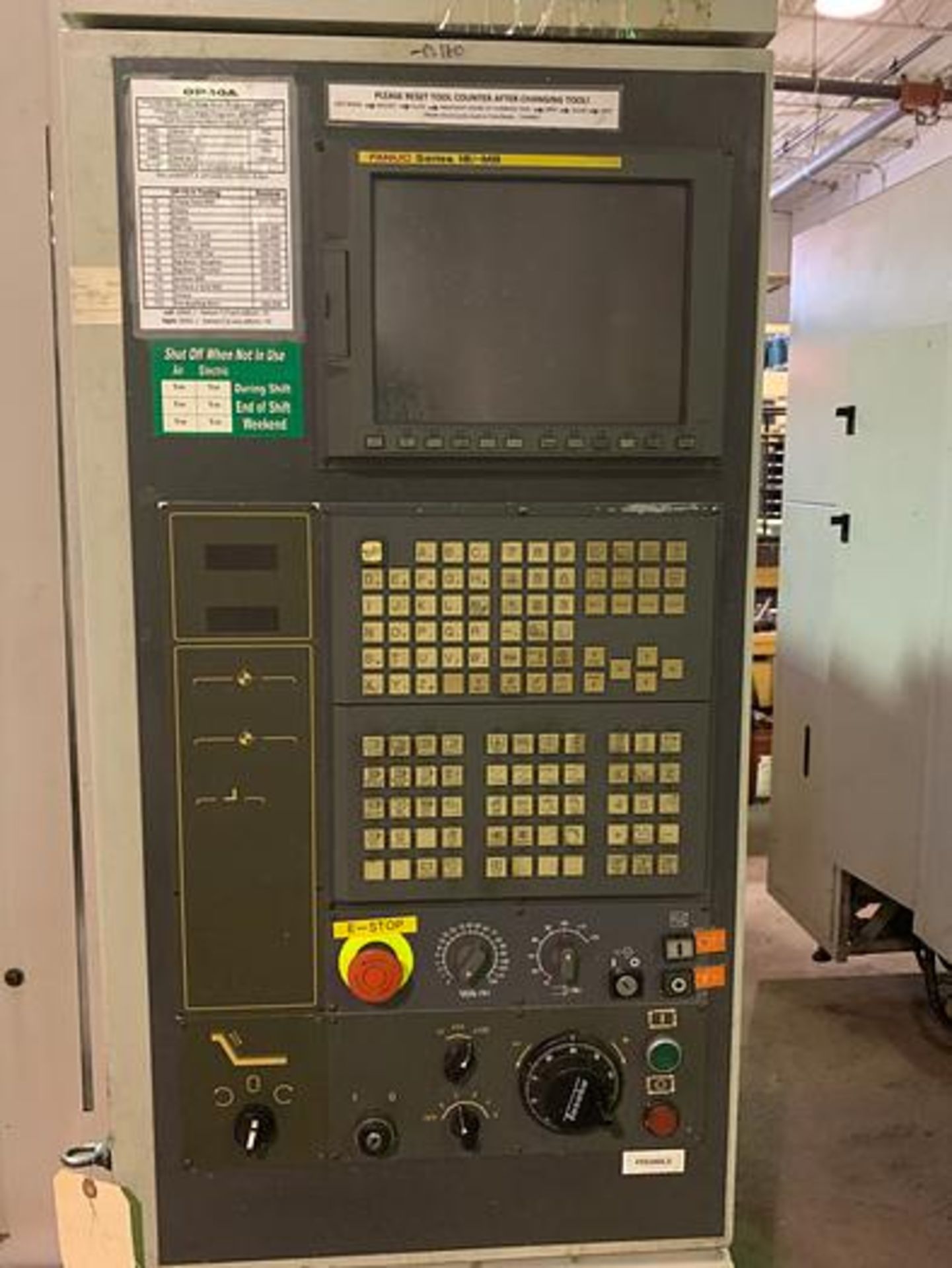 HARDINGE BRIDGEPORT XR760 VMC PRODUCTION CENTER 30"X24"X24", SN 310D418 - Image 3 of 14