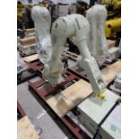 LIGHTLY USED KAWASAKI ROBOT RS020N, SN 3876, 20KG X 1725MM REACH WITH EO1 CONTROLS, CABLES & TEACH
