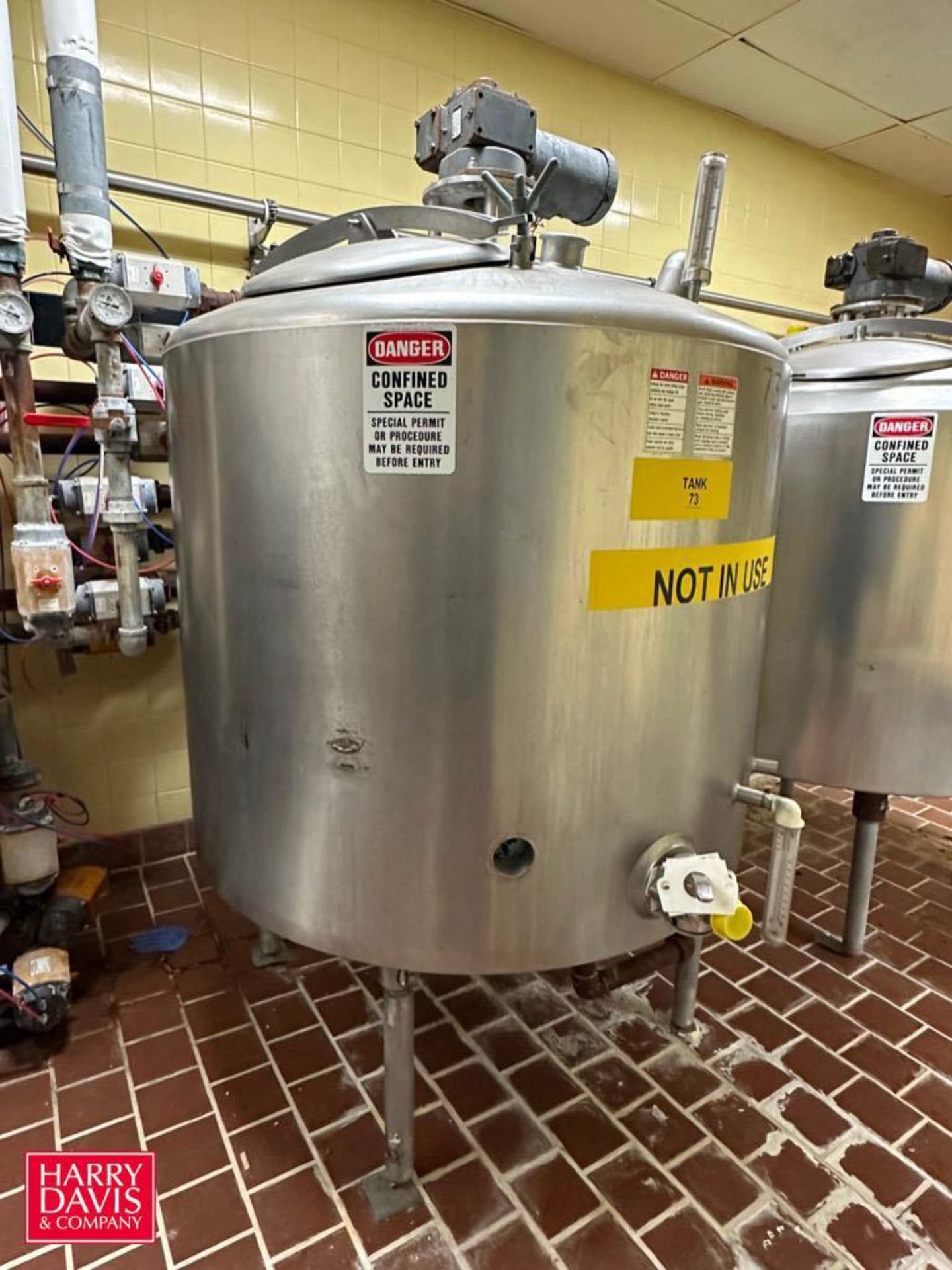 Crepaco 500 Gallon Jacketed Dome-Top S/S Processor with Vertical Agitation, Valve and Gauges