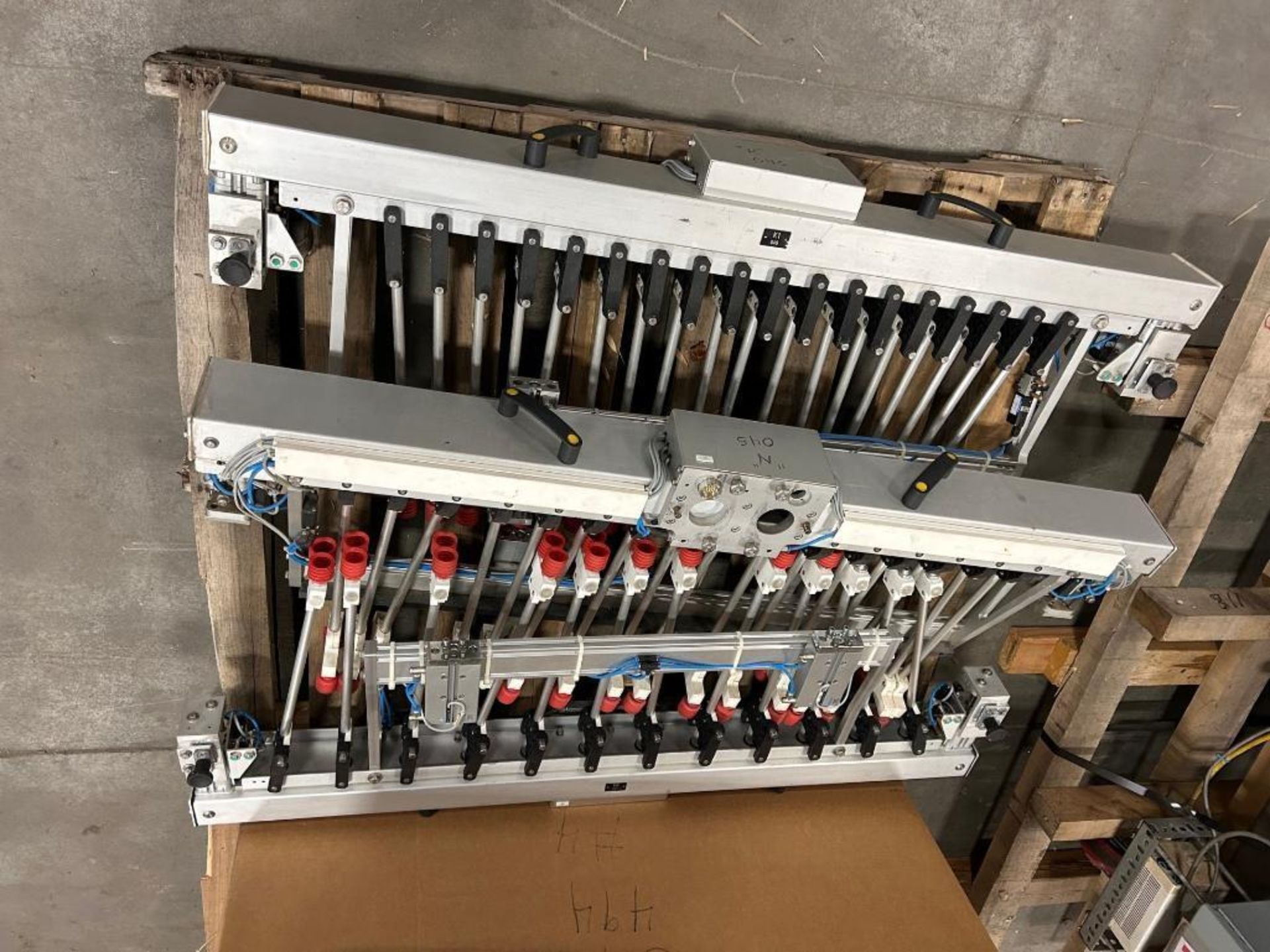 (11) Assorted Bosch 16-Arm Suction Loaders and Parts - Rigging Fee: $100 - Image 6 of 9