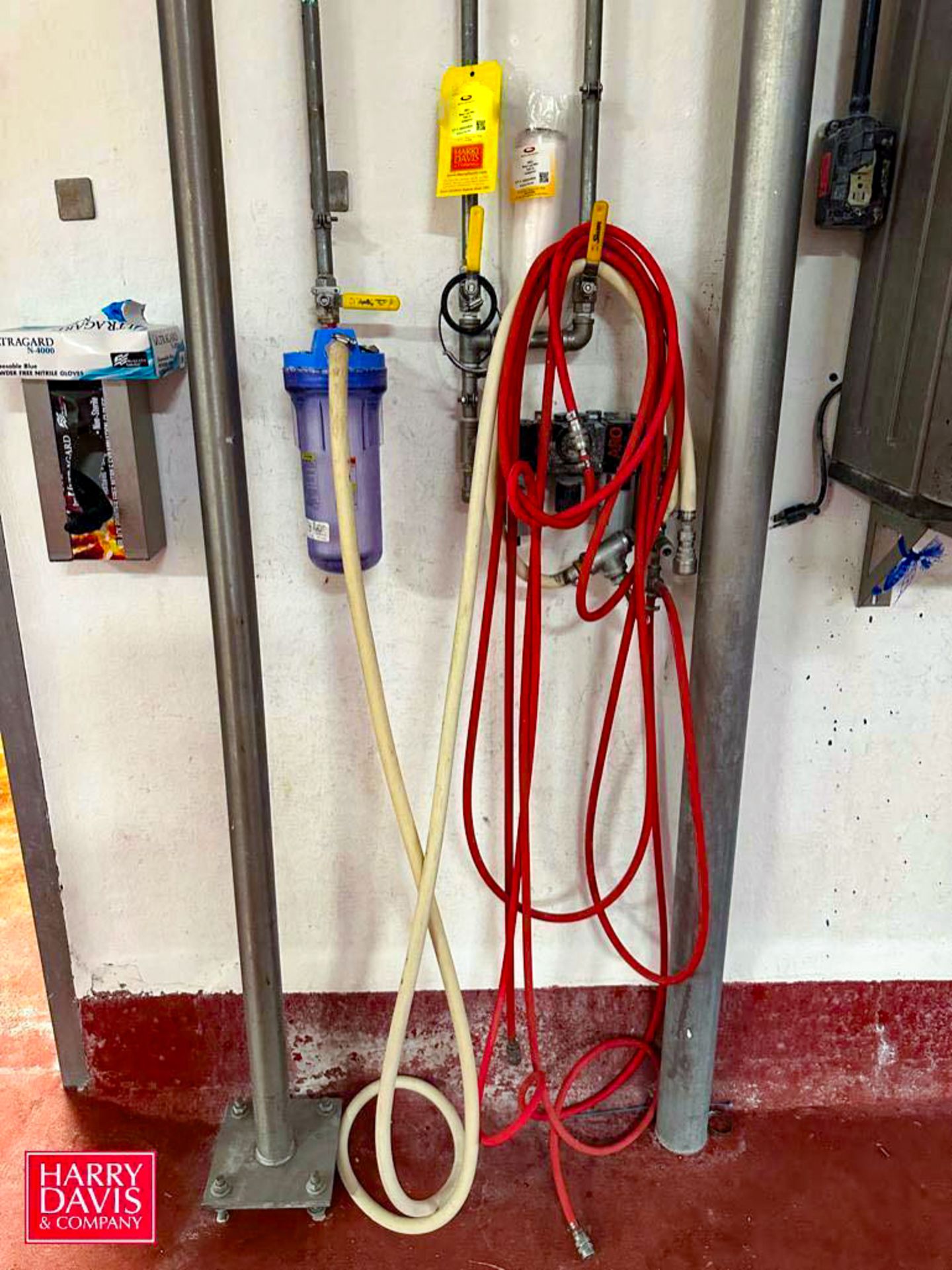 Compressed Air System with (2) Hoses, Pneumatic Valve and Filter - Rigging Fee: $150