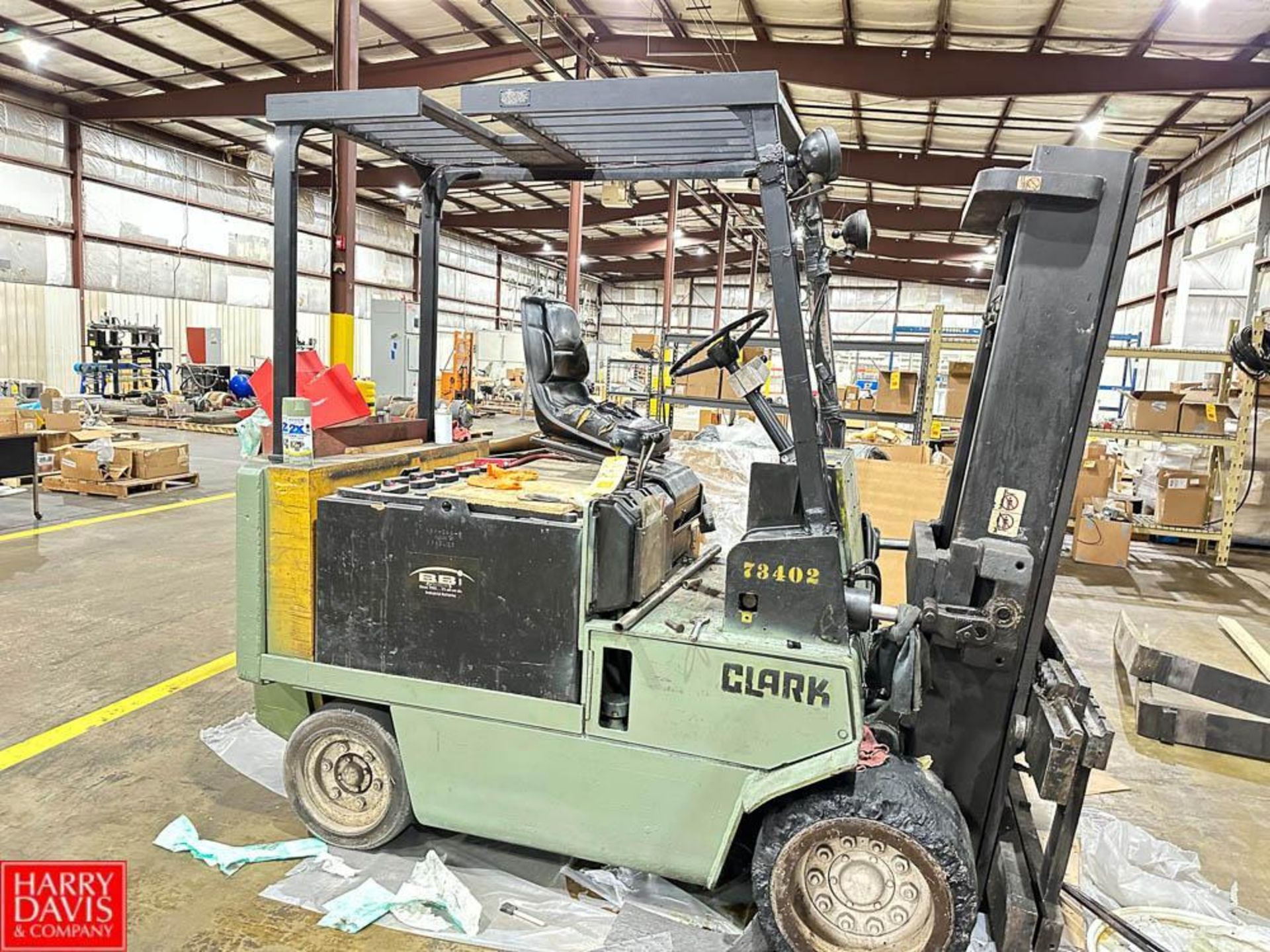 Clark 11,850 LB Capacity Sit-Down Electric Forklift, Model: EC500-120, S/N: E9120-0085-6890FB with