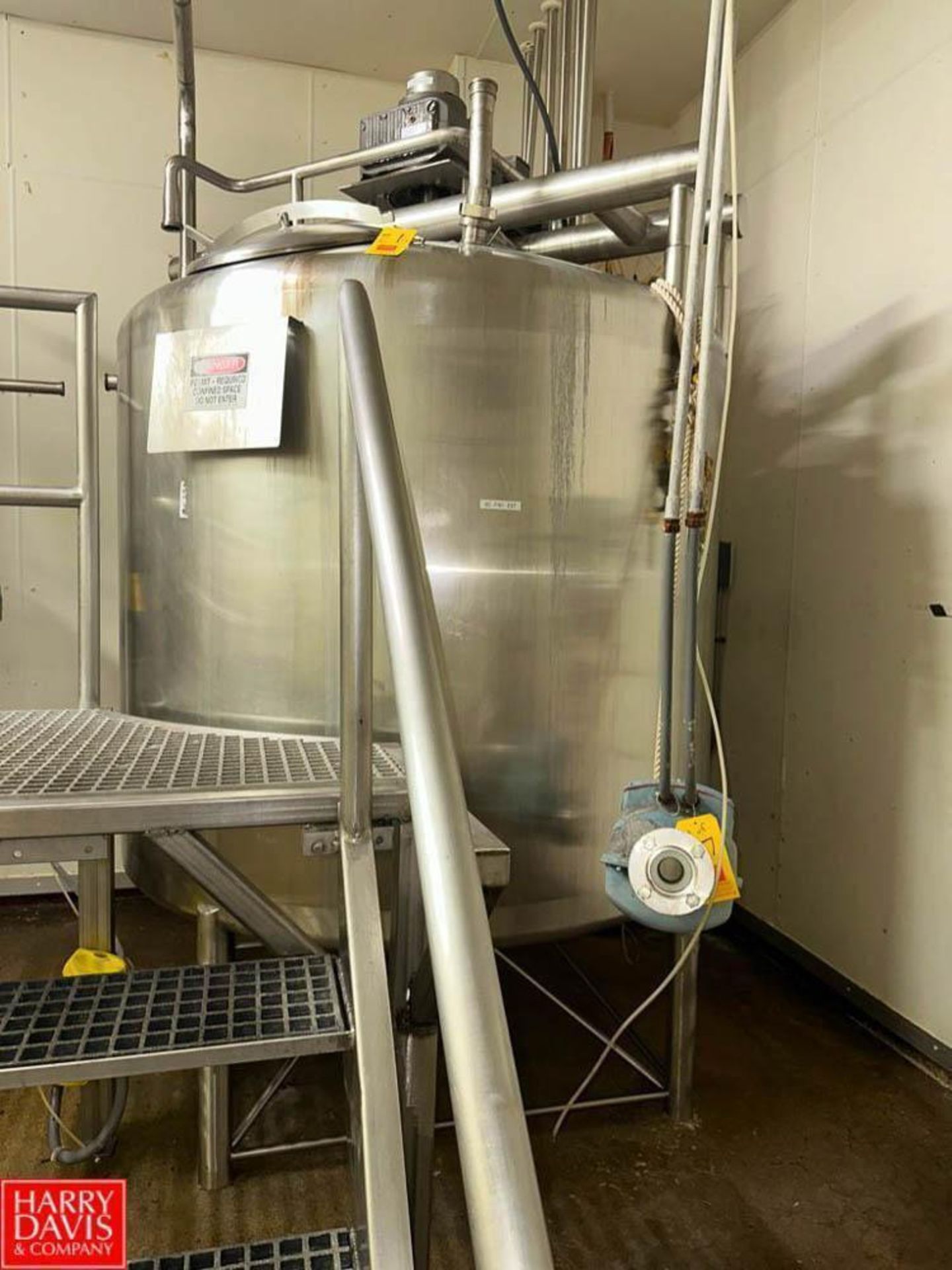 1,000 Gallon S/S Tank with Vertical Sweep Agitation - Rigging Fee: $2,250