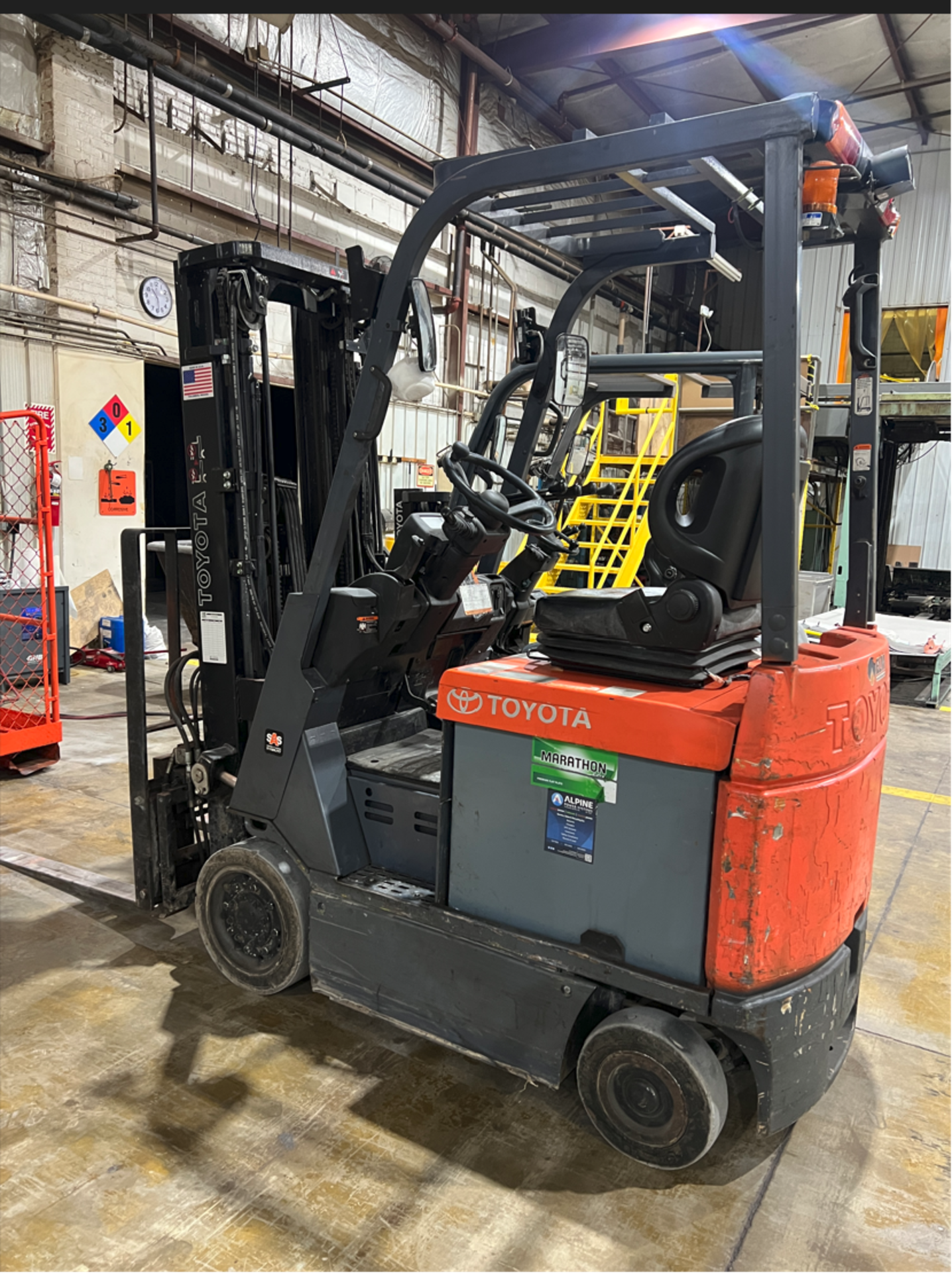 Toyota Electric Side Shift Forklift Truck with Adjustable Forks (Subject to Seller's Confirmation) - Image 4 of 13