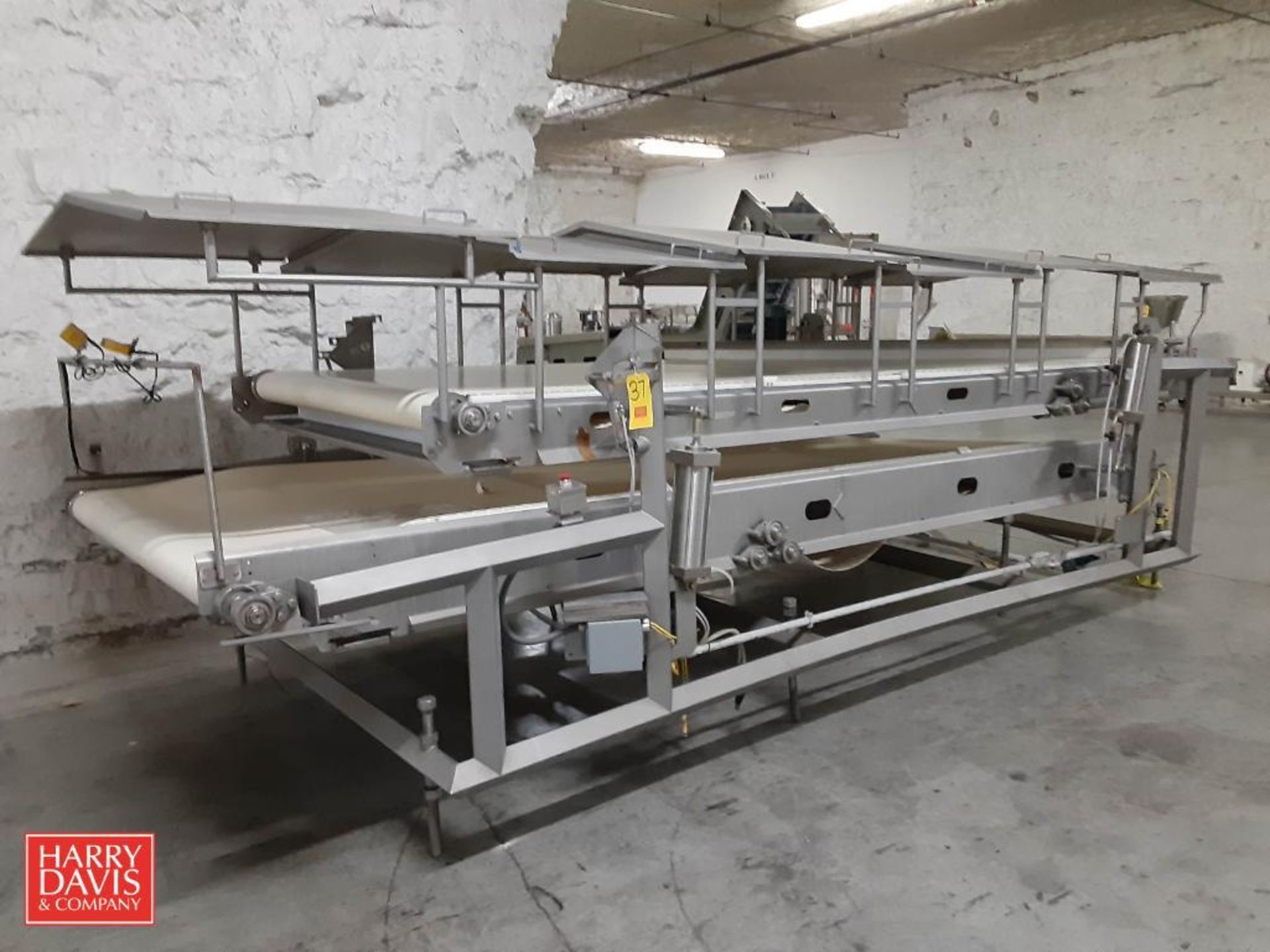 S/S Dual Level Powered Belt Conveyor with Pneumatic Height/Leveling Capability, S/S Top Drip Shield