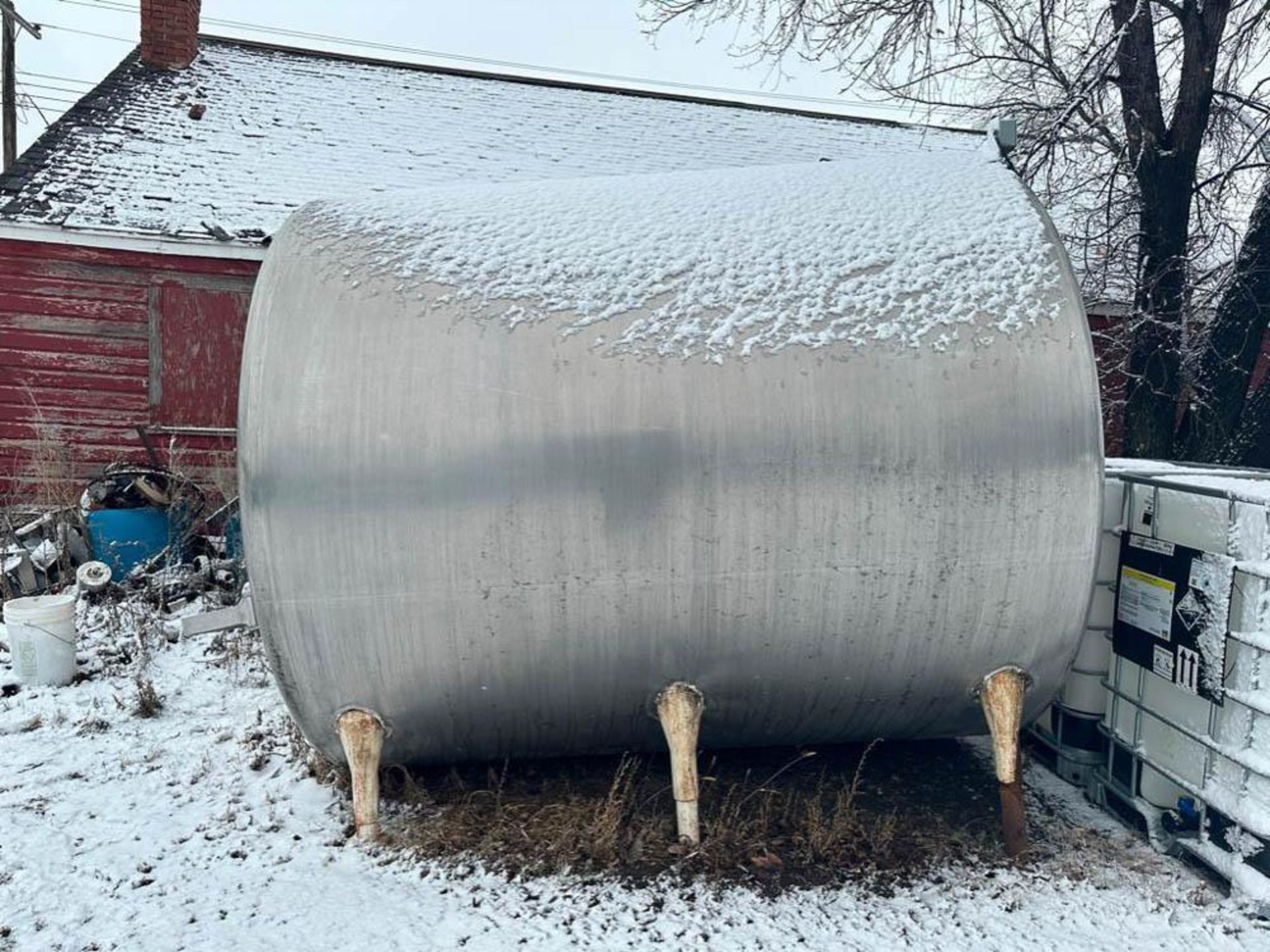 300 Gallon Insulated All S/S Horizontal Tank - Rigging Fee: $1,000 - Image 3 of 4