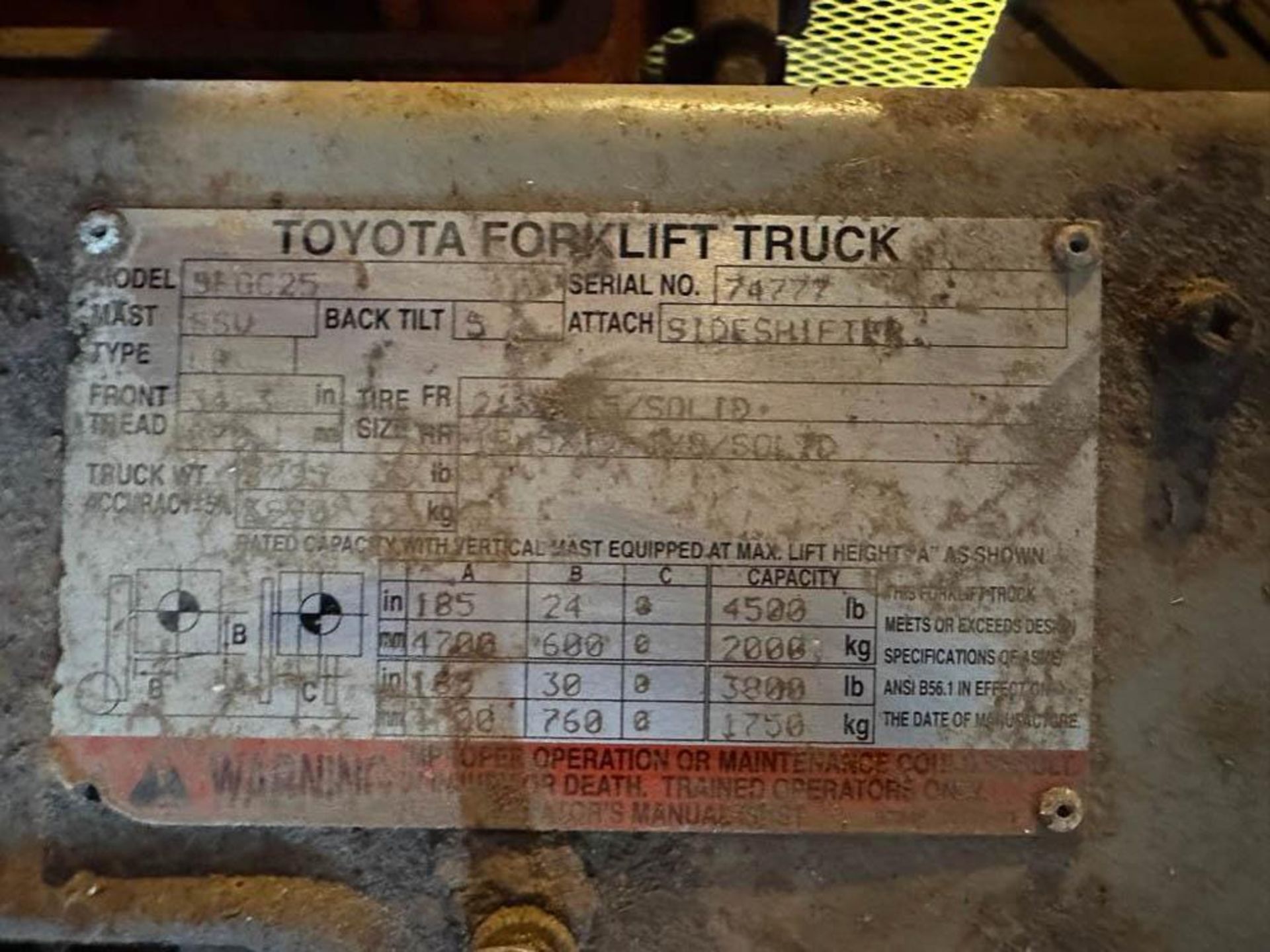 Toyota 4,500 LB Capacity Propane Fork Truck, Model: 5FGC25, S/N: 74777 with Side Shift, 185 " Max - Image 2 of 2