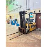 Caterpillar 3,400 LB Capacity Sit-Down Electric Forklift, Model: ER20T-36A, S/N: 6MM02492 with Side