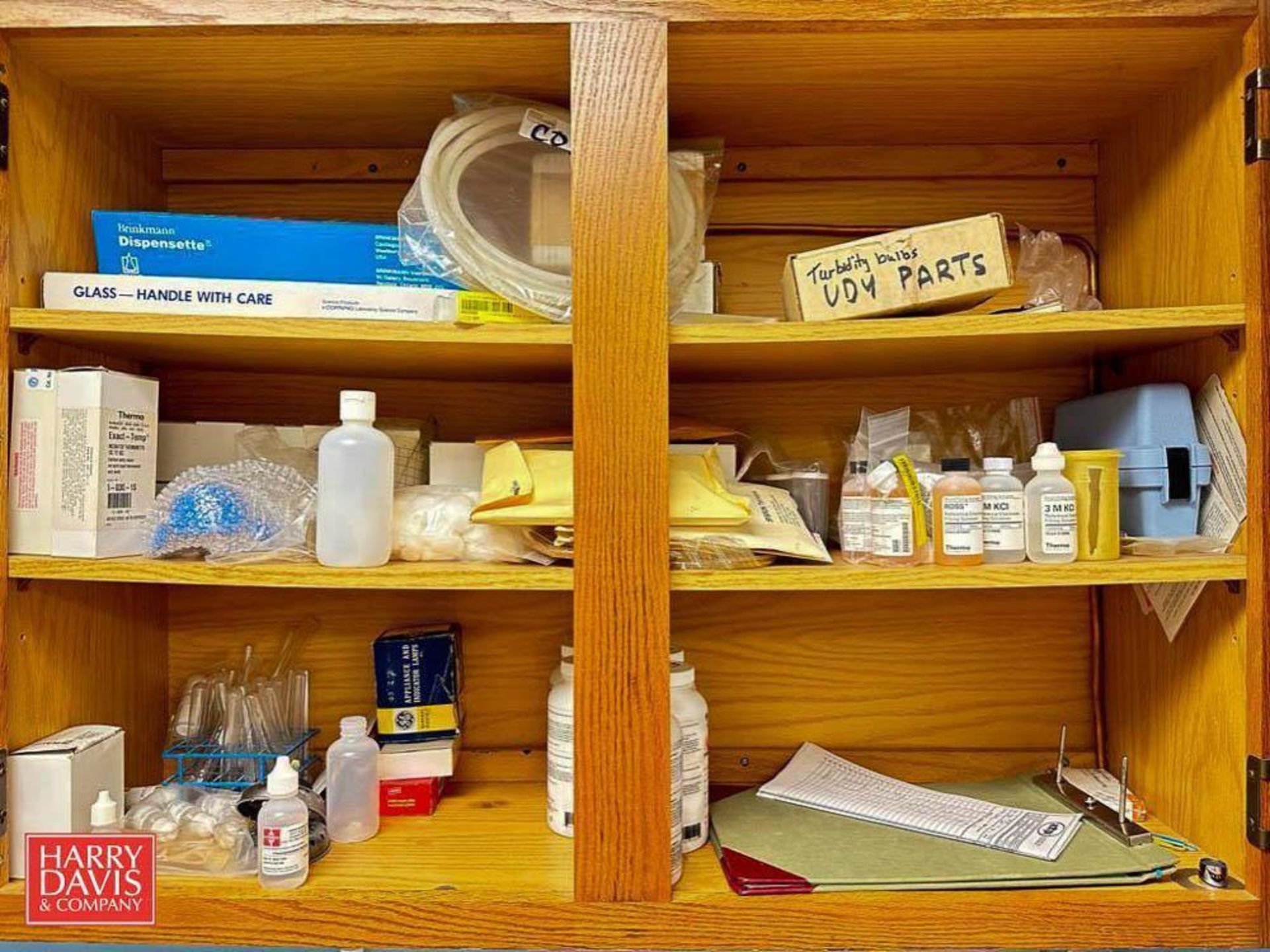 Assorted Lab Supplies, Including: Chemical Solution Bottles, Test Tubes, Test Tube Racks - Image 2 of 5