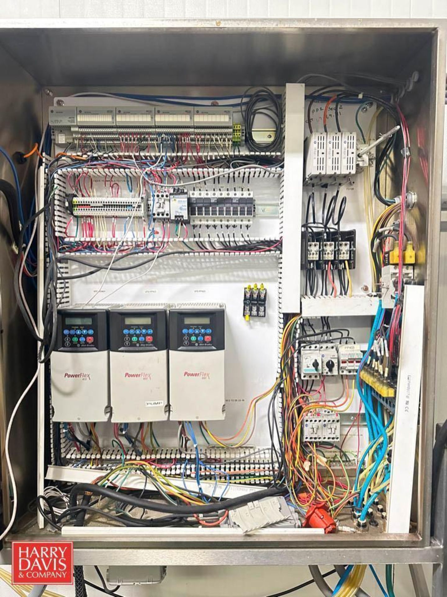 Allen-Bradley PanelView Plus 700 HMI, Flex I/O PLC with (4) I/Os, (3) 5 HP PowerFlex 700 Variable