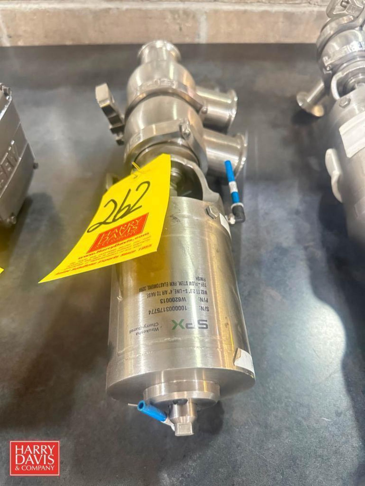 NEW SPX 3-Way S/S Air Valve - Rigging Fee: $50