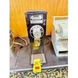 Cash Register (Location: St. Ignace, MI) - Rigging Fee: FREE