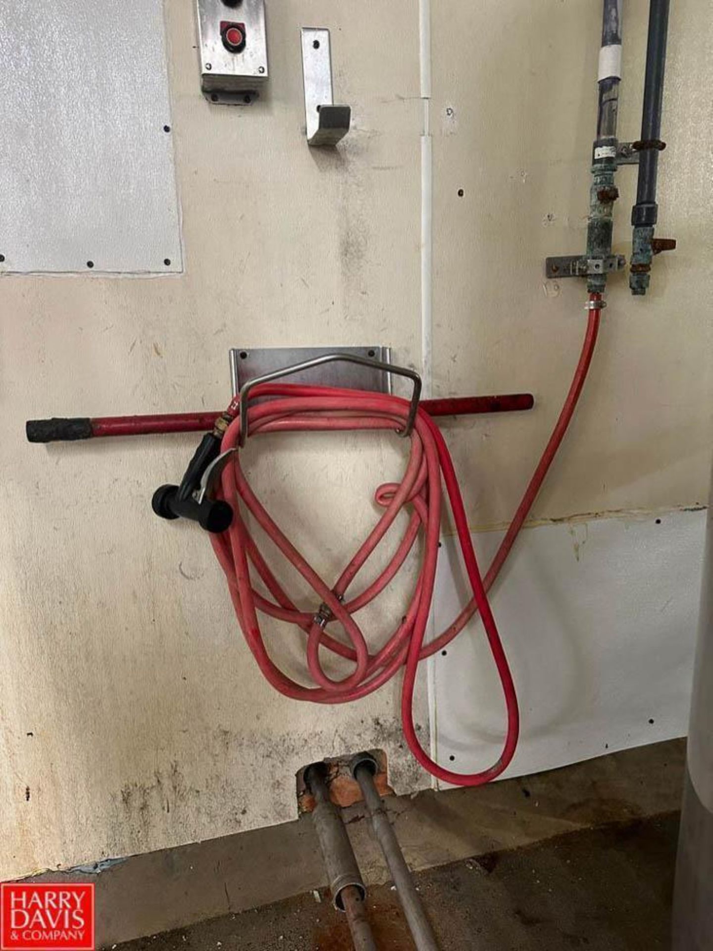 Hose Stations with Spray Guns - Rigging Fee: $125 - Image 2 of 3